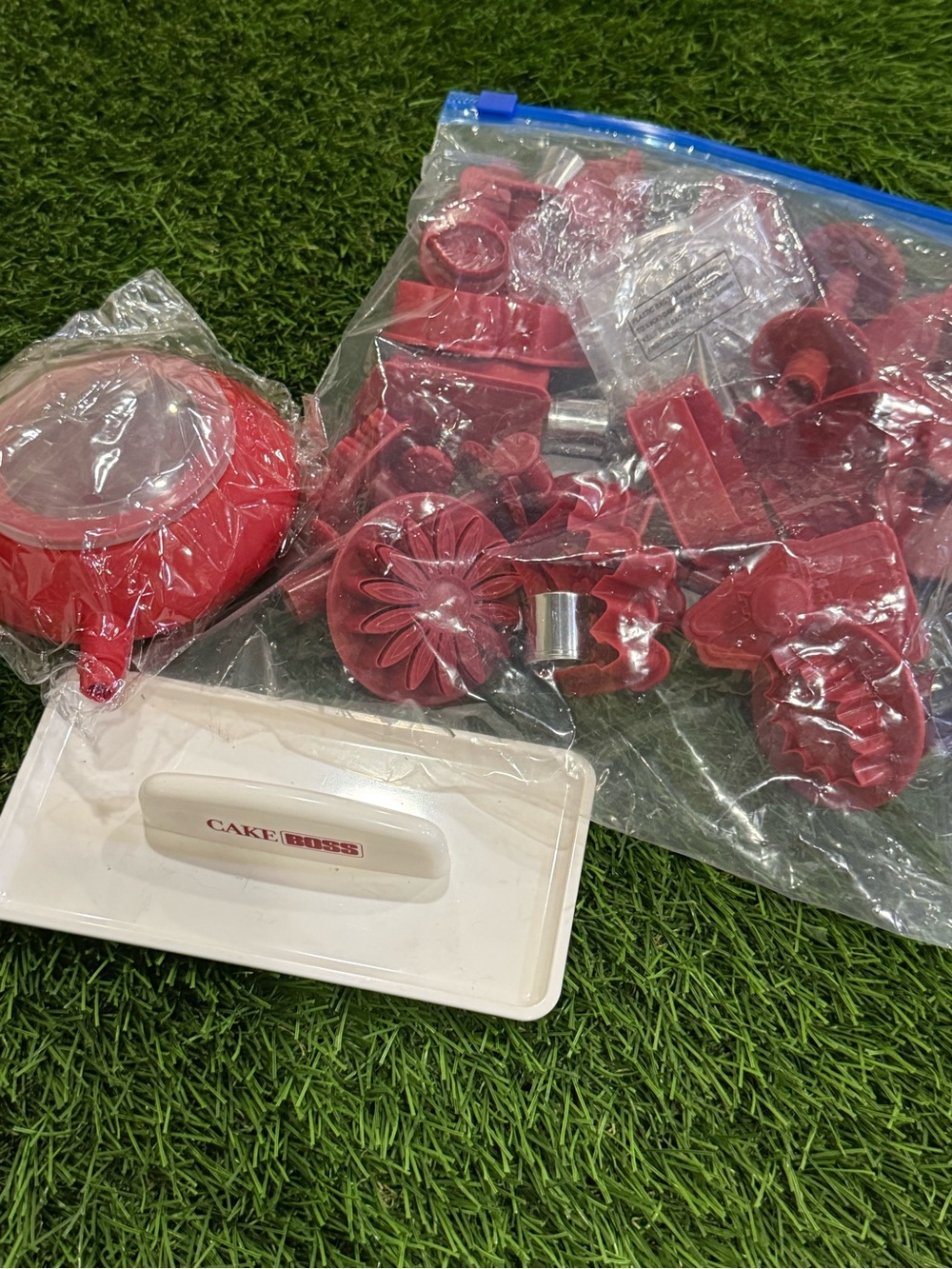 Cake Boss Miscellaneous Fondant Cutouts and Accessories